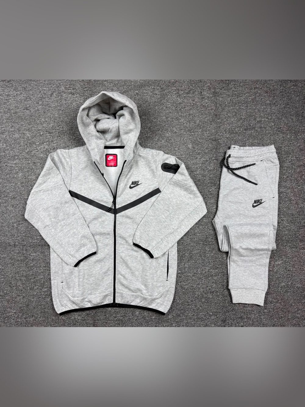 Nike Light Gray Zip Hoodie & Joggers Set with Black Accents